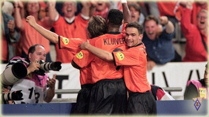 Holland2000